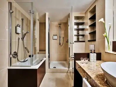 Crowne Plaza Bratislava by IHG - 9