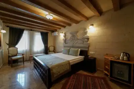 Cratus Stone Palace - 1