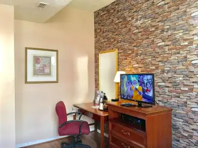 The Mt. Vernon Inn - 6