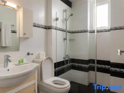 Unique Towers Luxury Boutique Suites - 144