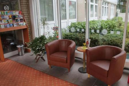 B&B Lübeck Berliner-Platz - 15