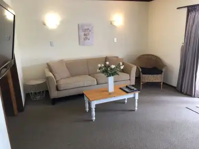 Half Moon Bay Motel - 135