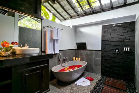 Canvas Escape Resort - 71