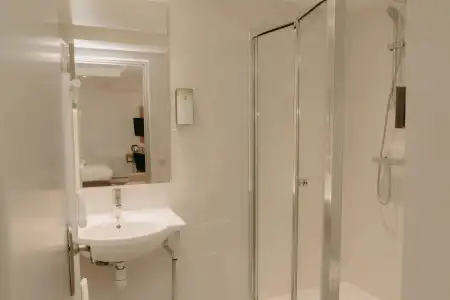 Hôtel Kyriad Quimper Sud - 89