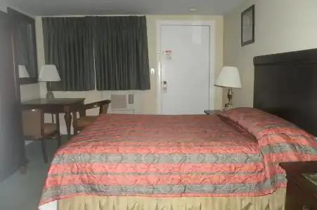 Yankee Clipper Inn, SureStay Collection by Best Western - 57
