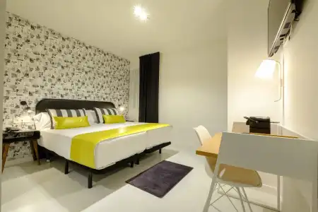 BYPILLOW Amari - 5