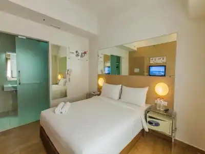 Monoloog Pasar Baru - 53