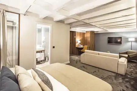 Nomad Luxury Suites - 50