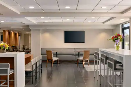Wingate by Wyndham - Wilmington - 5