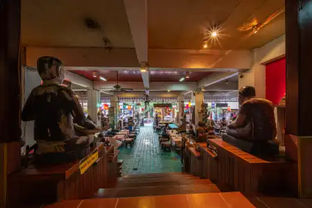 Wild Orchid Villa Bangkok - 16
