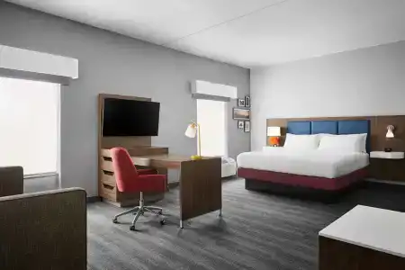 Hampton Inn & Suites Charlotte Steele Creek - 6
