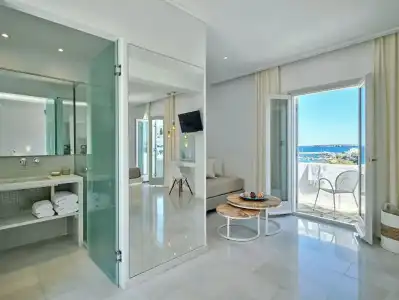 Kanale's Rooms and Suites - 124