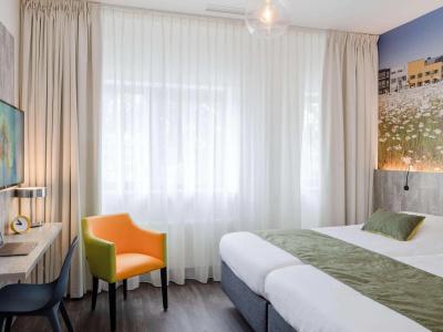 ibis Styles Almere - 4
