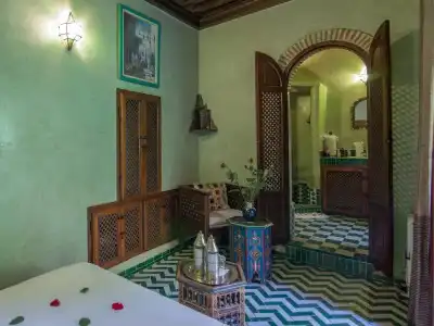 Riad Samsli - 37