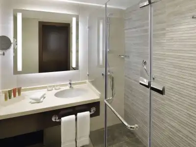 Movenpick Amman (ex Holiday Inn Amman) - 8