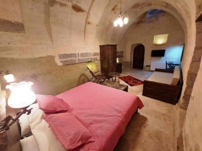 Armesos Cave - 2