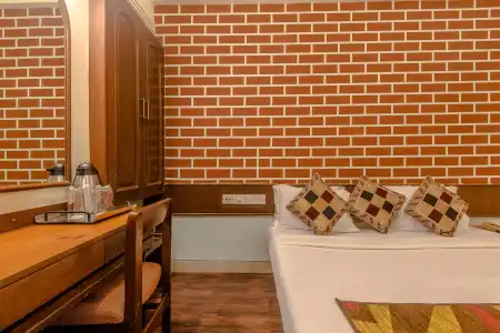 Mogul Palace - 6