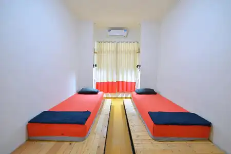 Bunk Bed and Breakfast - 5