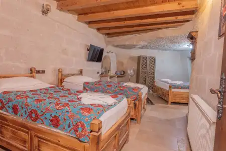 Zeus Cave Suites - 8