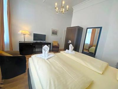 Kaiserhof DELUXE - 32