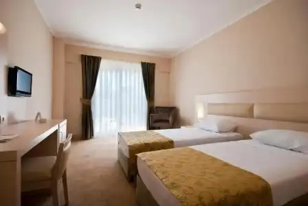 White Lilyum - All Inclusive - 20