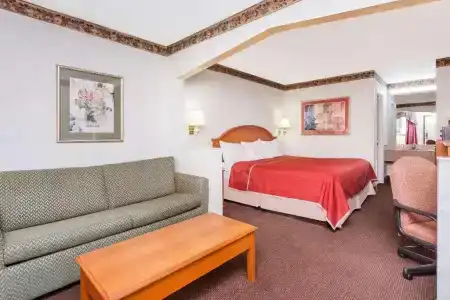 Travelodge By Wyndham Chattanooga Hamilton Place - 4