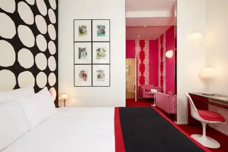 Hôtel du Petit Moulin, Haute Couture by Lacroix - 3
