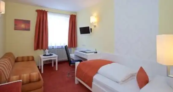 Herdegen Rooms - Self Check-In - 1