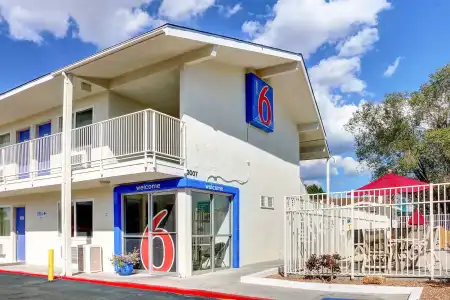 Motel 6 Santa Fe - 0