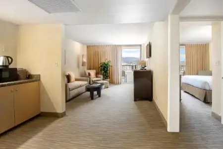 Waikiki Resort - 69
