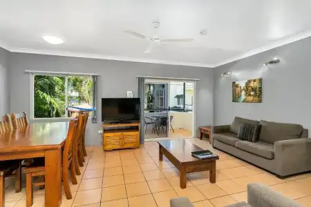 Cairns Reef Apartments & Motel - 62