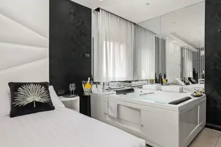 Reggia Suite Spa - 93