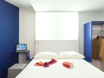 ibis Styles Vannes Gare Centre - 2