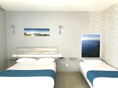 Grand Cap Rooftop Pool - 4