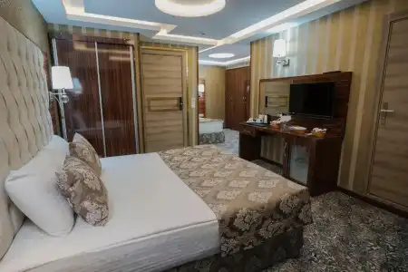 Ayder Hasimoglu - 62