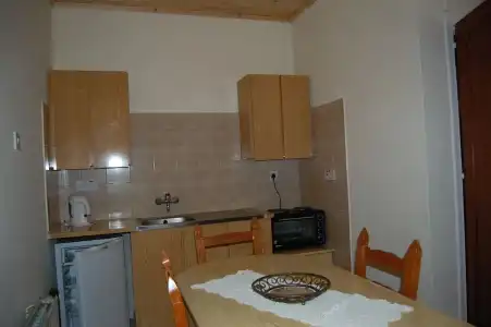 Nicos & Olympia Apartments - 25