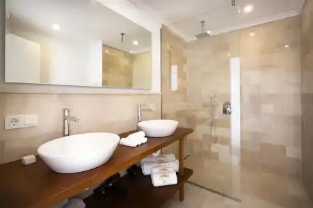 Highclere and Spa - 8