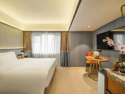 Shanghai Donghu - 21