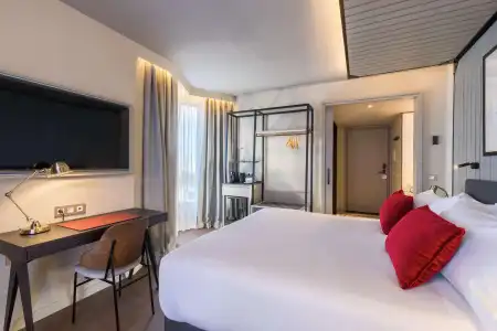 Canopy by Hilton Madrid Castellana - 5