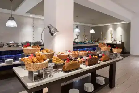 Casablanca Marriott - 12