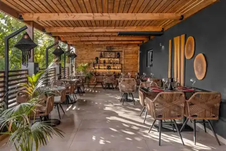 Cabana Blu Lifestyle Boutique & Suites - 18