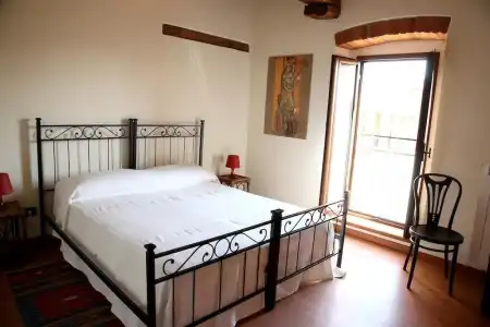 B&B Stradivari - 1