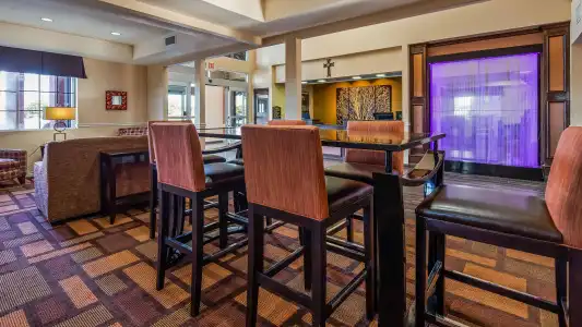 Baymont by Wyndham Lubbock - 14
