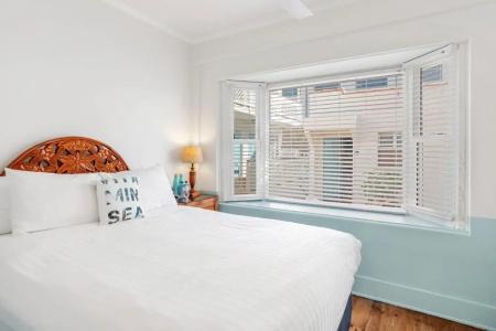Sea Blue - 40