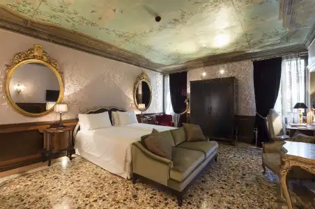 Palazzo Venart - 0