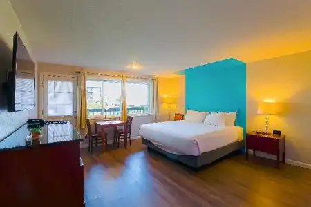 Coast River Inn by OYO Seaside - 71