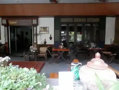 OYO 1052 Nonni Guesthouse - Hostel - 10