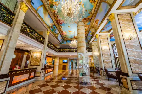 The Royal Plaza - 1