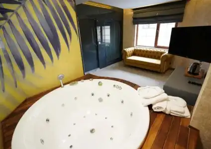 The Life & Spa - 62