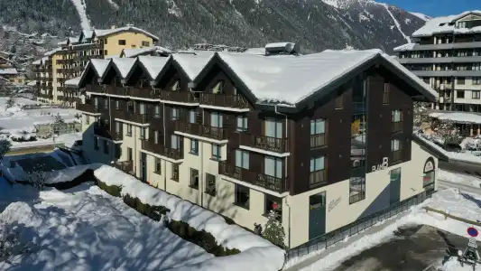 PlanB - Living Chamonix - 24